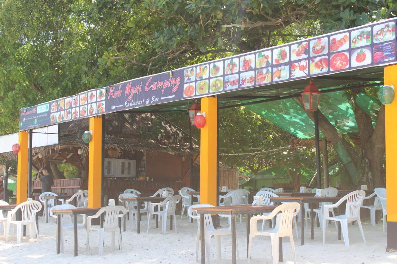 Koh Ngai Camping Restaurant @ Bar Exterior foto